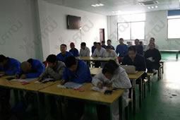 華謀咨詢為某（化工行業）公司開展重點提案評價活動