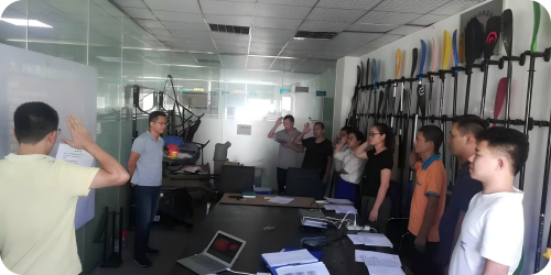 華謀咨詢?yōu)樯钲谑袗劭颠\(yùn)動(dòng)用品有限公司推行PMC精益管理